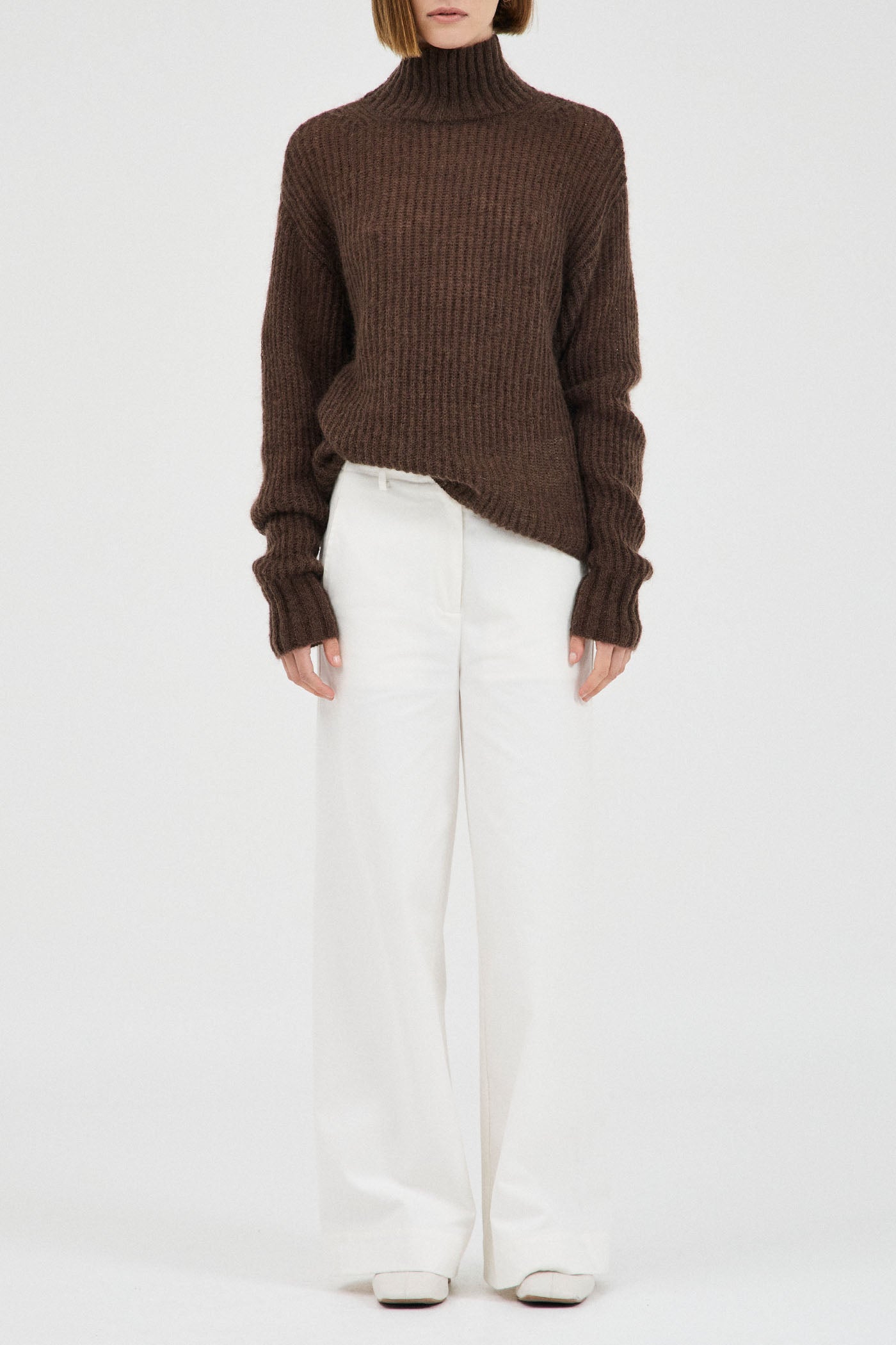 The Mohair-Wool High Neck Knit l FRIEND of AUDREY The Mohair-Wool High Neck Knit l FRIEND of AUDREY
