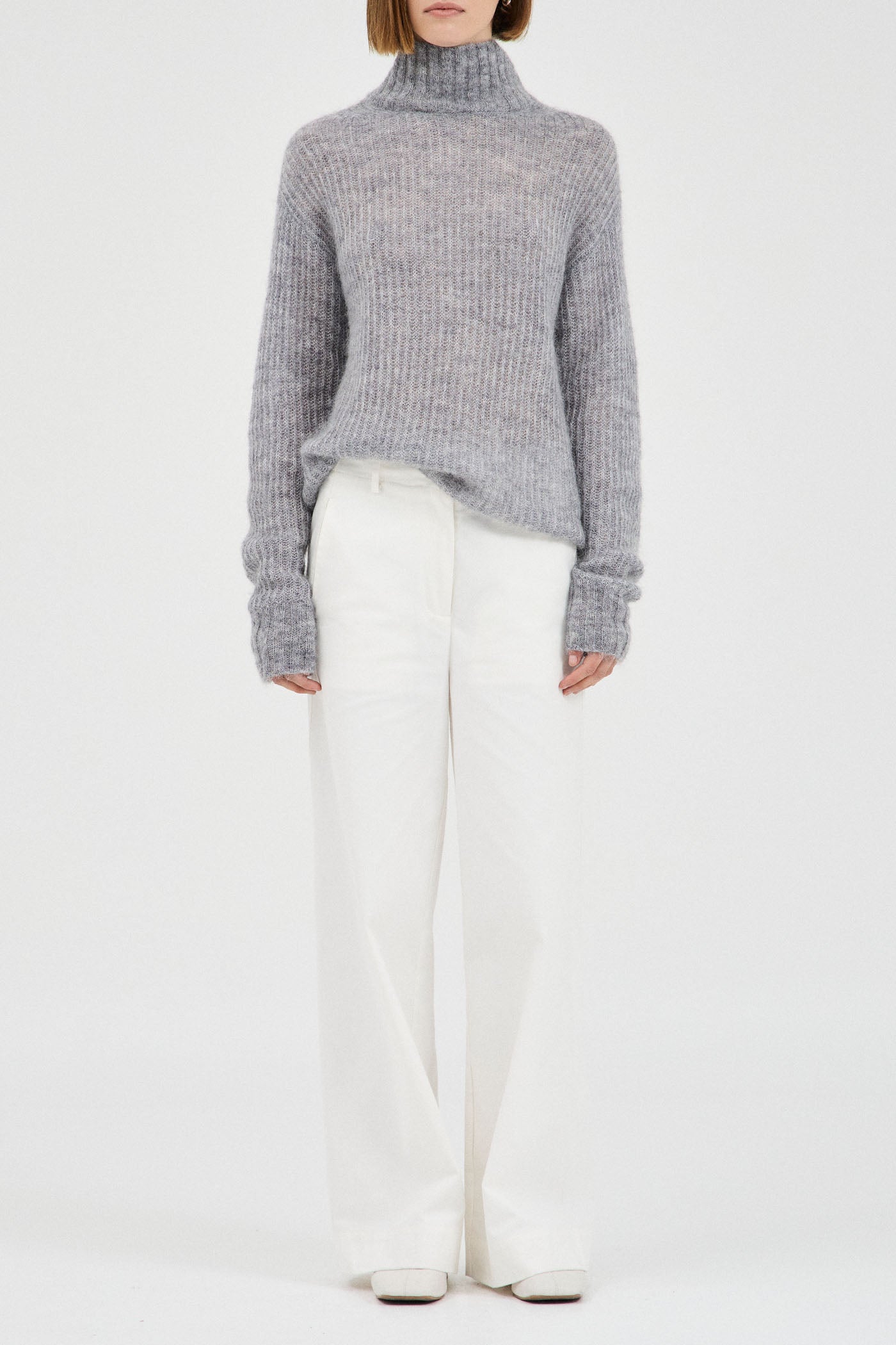 The Mohair-Wool High Neck Knit l FRIEND of AUDREY The Mohair-Wool High Neck Knit l FRIEND of AUDREY